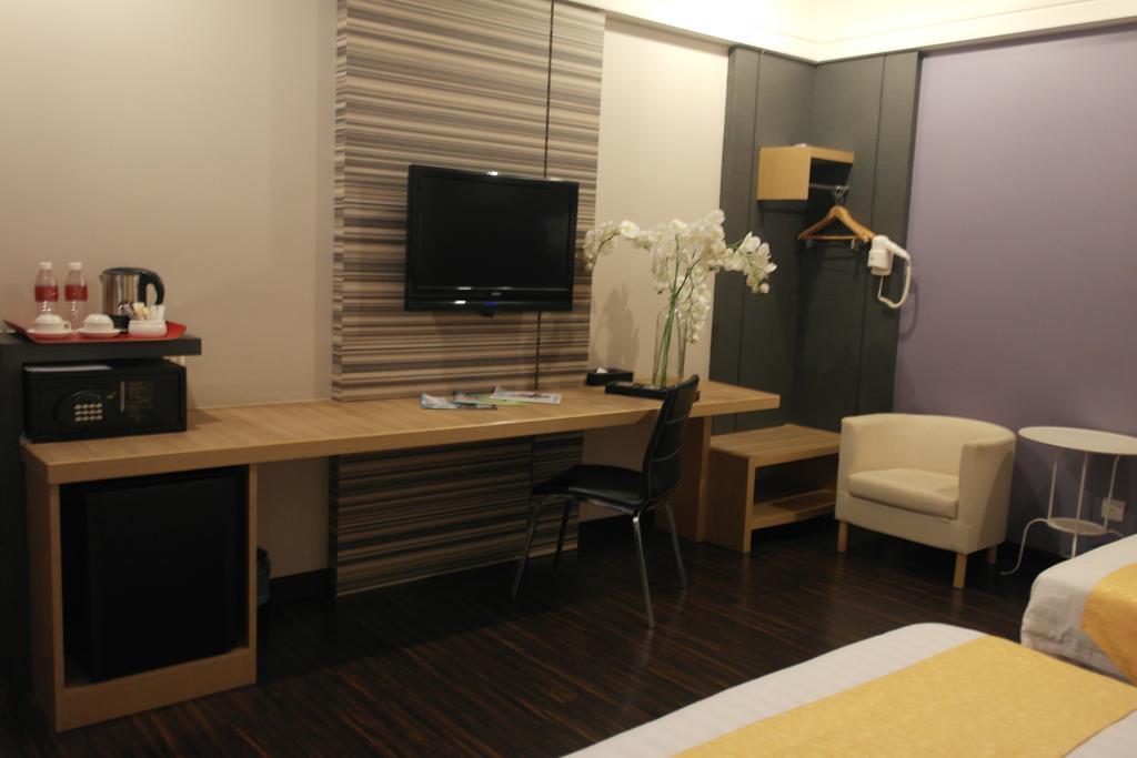 De Hotel Ipoh Esterno foto