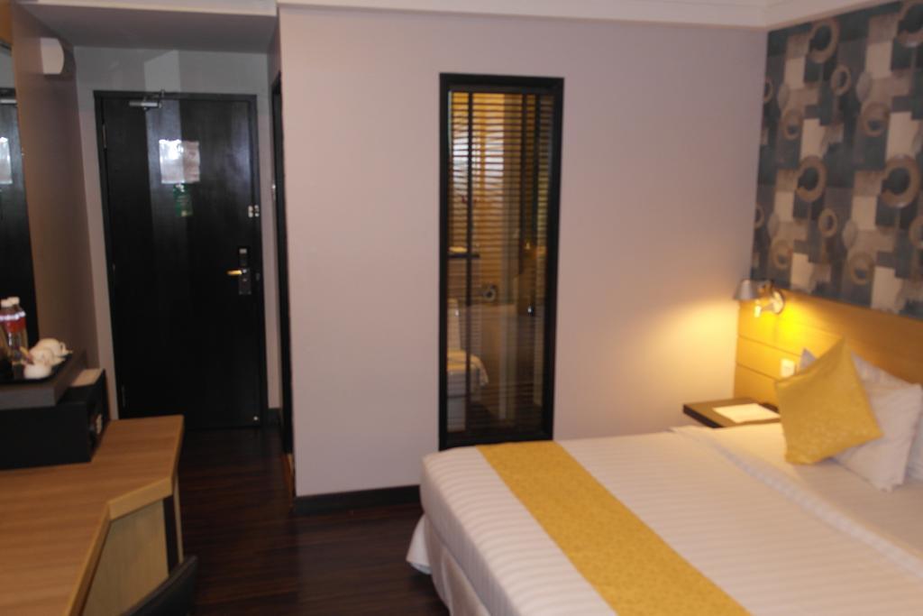 De Hotel Ipoh Esterno foto